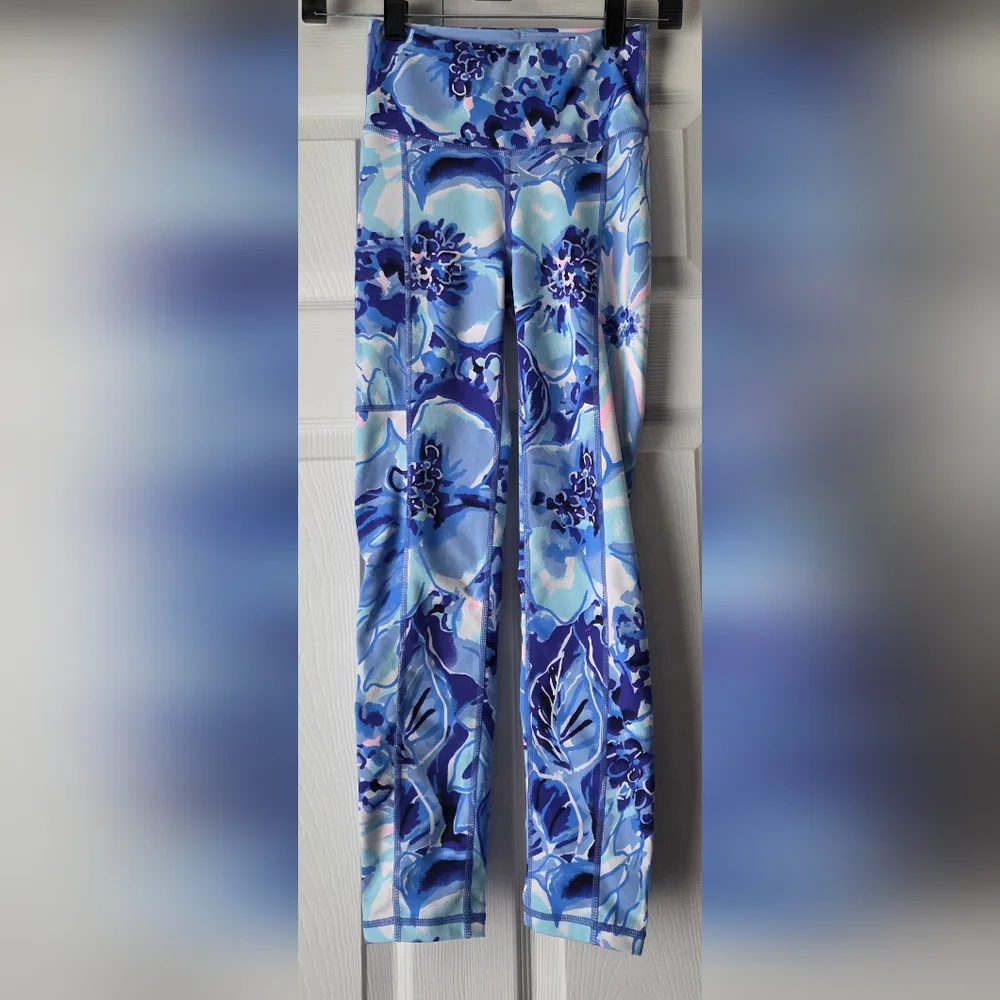 Lilly Pulitzer Blue Floral High-Rise Leggings - Picture 2 of 11
